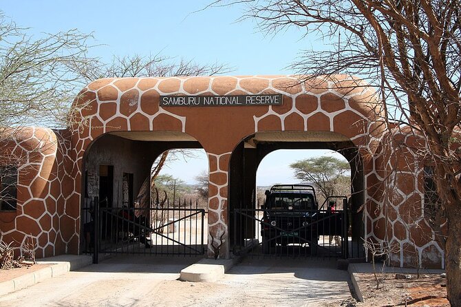 3-Day Samburu safari from Nairobi - Day 2 in Samburu and Shaba: two reserves, two different hunting grounds