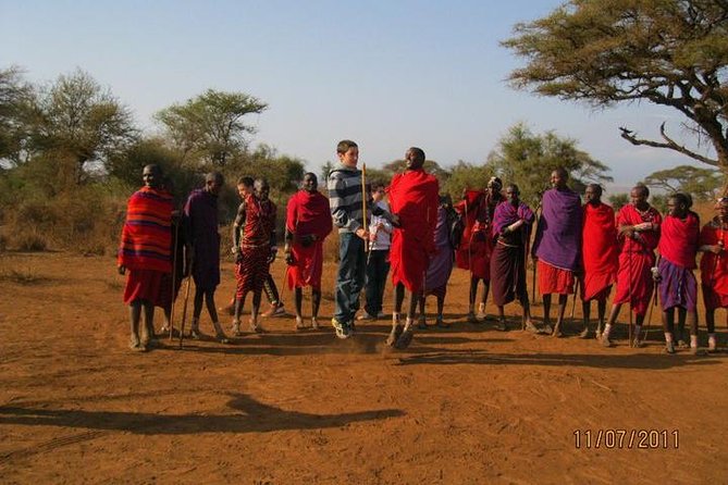 3 days Red elephant safari - Tsavo East red elephants: the main reason this safari works