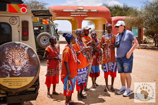 6-Day 5 Nights Masai Mara, Lake Nakuru & Amboseli Budget Safari - Day 1 Into Masai Mara: Game Drive Power on Your Arrival Day