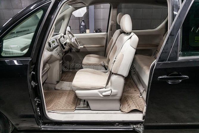 Airport transfer - Clean, Air-Conditioned Cars and WiFi on Board