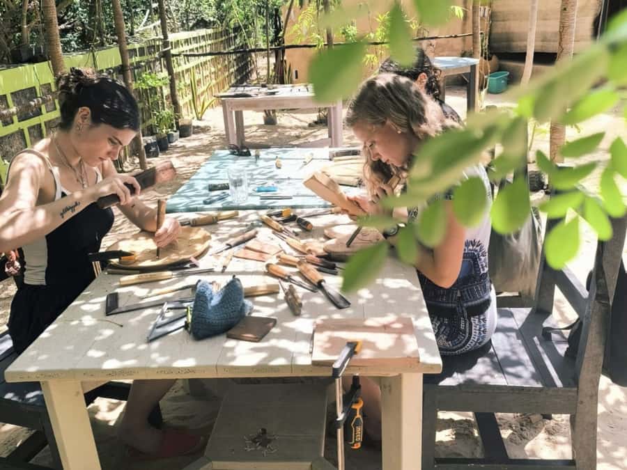 Beginner Swahili Woodcarving Classes with Woman Woodcarver - Key things to know before you carve