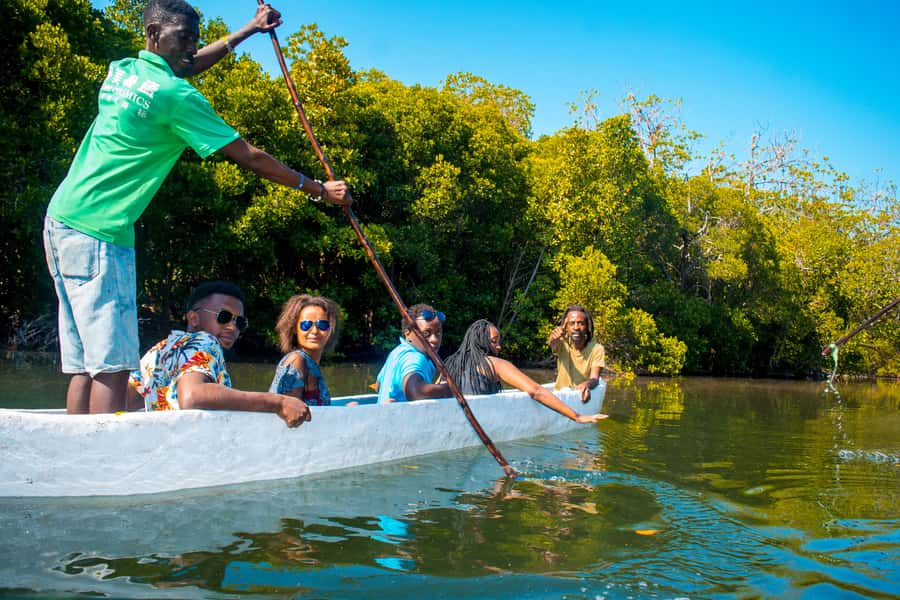 Blue Safari: Snorkeling at Watamu Marine Park & Seafood - Island seafood lunch: the meal that keeps getting praised