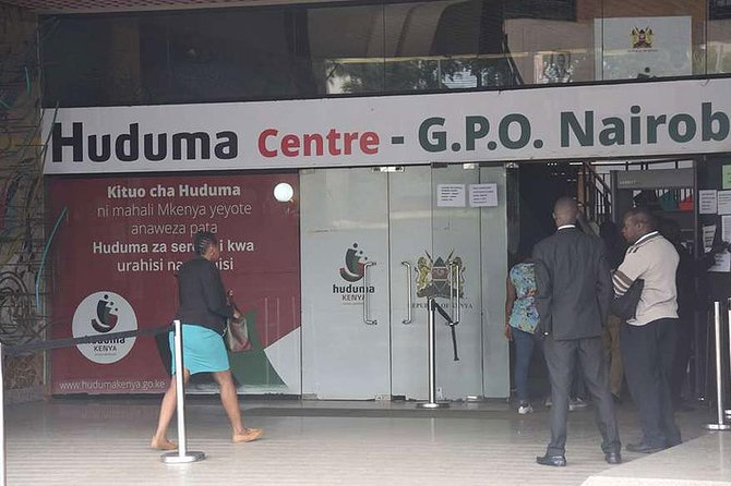 Day tour at the Nairobi city center - August 7th Memorial Park: remembering, while staying in the city