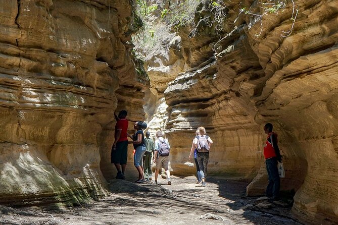 Day tour to Hells Gate, Lake Naivasha and Crescent Island Walk - A Nairobi day that feels like a real safari circuit