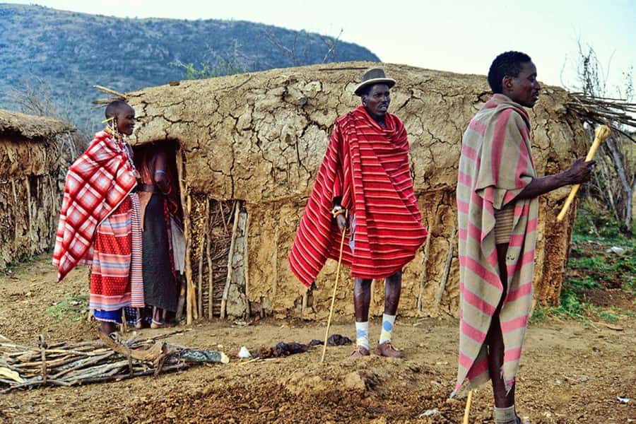 Day Tour to Masai Village From Nairobi - Inside the Masai Village: Photo Stops, Guided Sightseeing, and the Walk