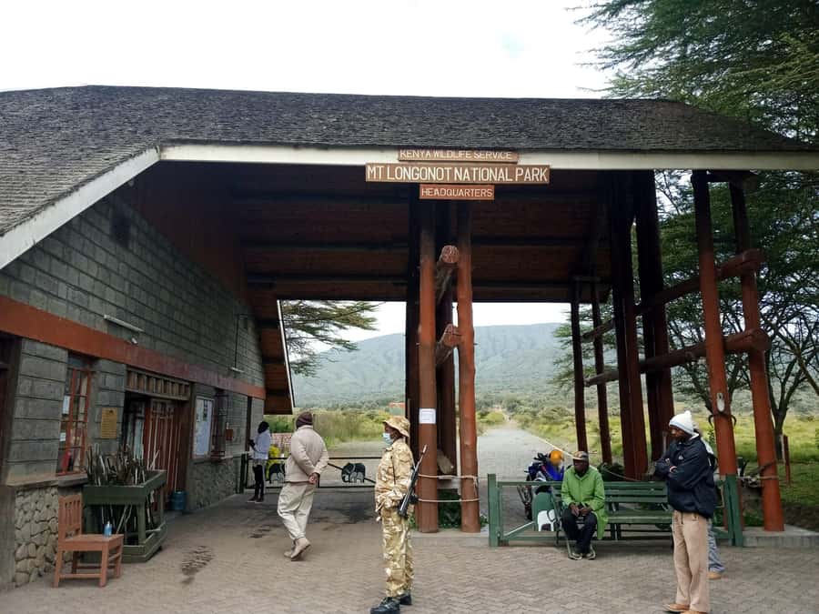 Day tour to Mount Longonot - Getting out of Nairobi and staying on schedule