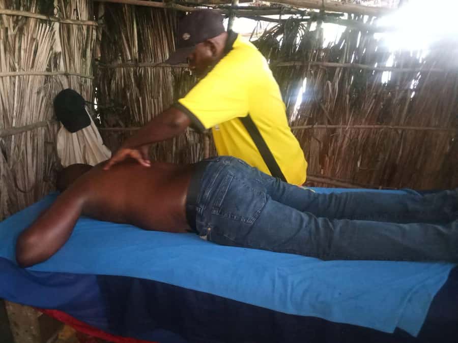 Diani Beach: Authentic Traditional Massage with Sea View - The 65 minutes, step by step, from welcome drink to done
