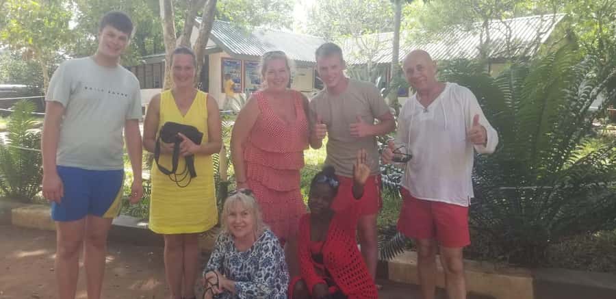 Diani: Wasini Island Dolphin Watching and Snorkeling Tour - Key things that make this day trip work