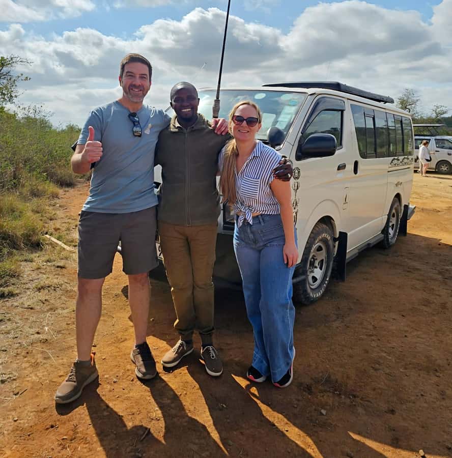 Elephant Orphanage Trust, Giraffes & Bomas of Kenya Day Tour - What I think you should pack and plan