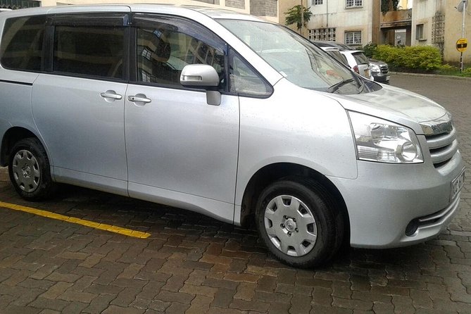 From JKIA Airport: Nairobi private transfer in a car (3 pax max) - From JKIA to Nairobi hotel, minus the taxi maze