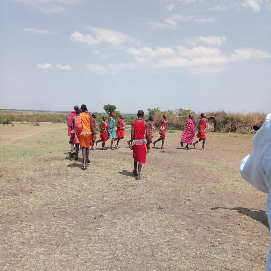 From Nairobi: 3 Days, 2 Nights Maasai Mara Group Safari - Big Five day two, picnic lunch, and the Mara River crossing