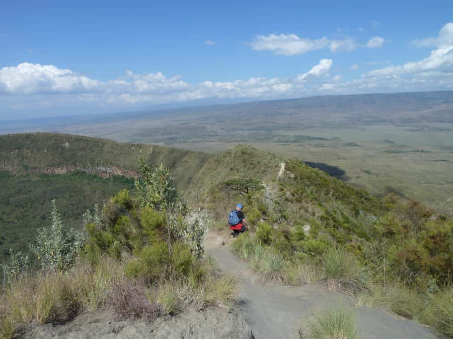 From Nairobi: Day Tour to Mount Longonot (Private) - Mount Longonot National Park: crater hike with medium fitness