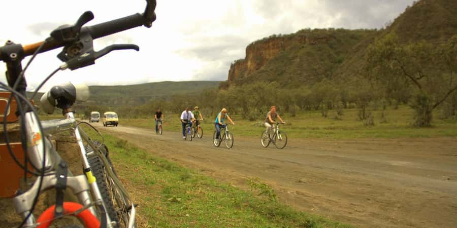 From Nairobi: Lake Naivasha and Hell's Gate Park Day Tour - What to pack for a hot day in Hell’s Gate
