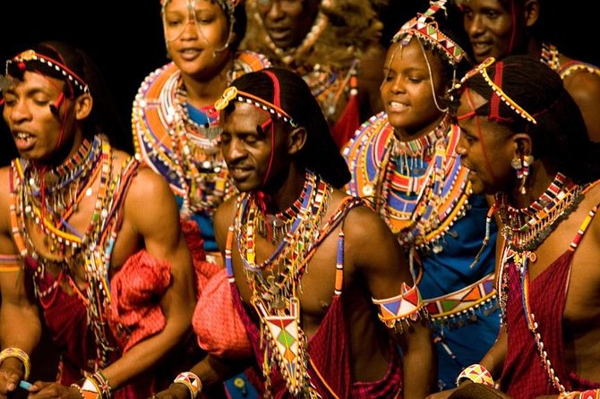 Giraffe Center, Elephant Orphanage, Beads Center & Bomas of Kenya Tour Nairobi - Key highlights to look for