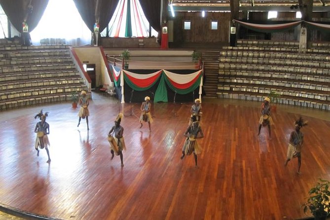 Giraffe Centre and Bomas of Kenya Full-Day Tour from Nairobi - A Nairobi Full-Day That Actually Makes Sense