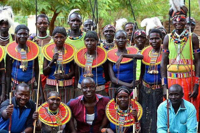 Giraffe Centre, Elephant Orphanage, and Bomas of Kenya Day Tour from Nairobi - A Nairobi Wildlife and Culture Day, Built for 10 Hours