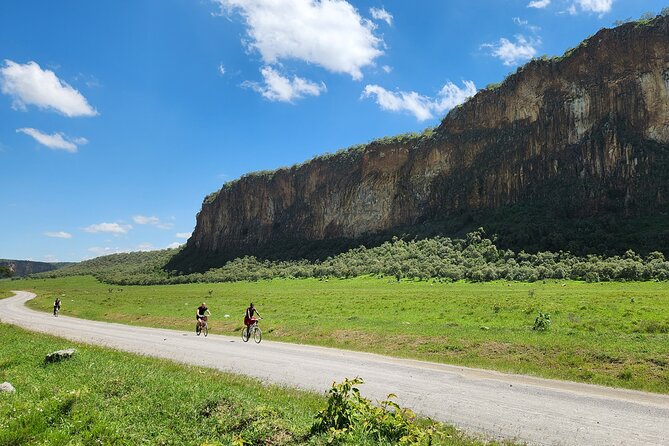 Hell's Gate National Park and Lake Naivasha Private Tour - Entering Hell’s Gate by bicycle: the park’s main event