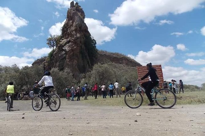 Hells Gate National Park Day Trip - Getting Out of Nairobi: 6:30 am and the Rift Valley Drive