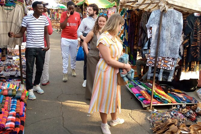 Historical City Walk Tour in Nairobi - City Market and the Jamia Mosque in Nairobi’s Heart