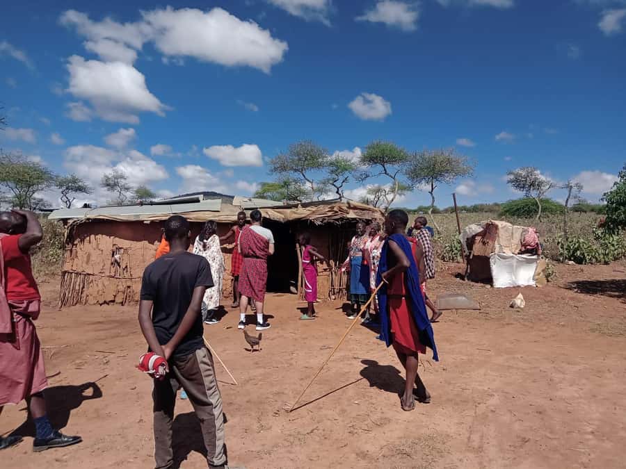 Kenya: Maasai Village Visit with Traditional Dance Show - Entering the village, huts, rules, and what not to expect