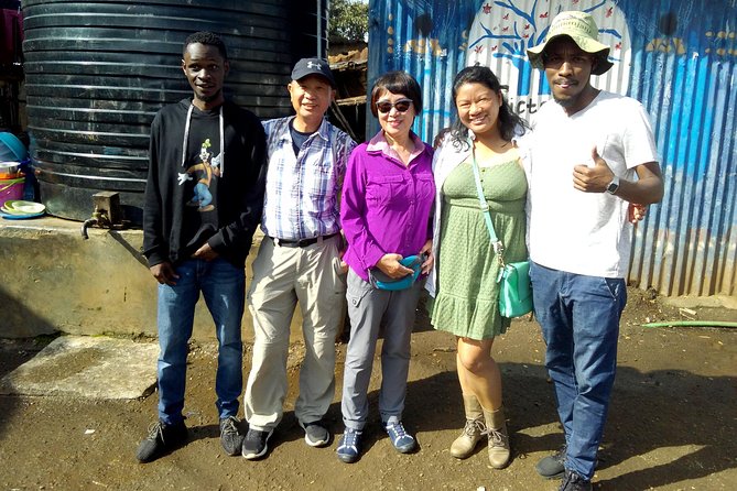 Kibera slum tour with Lucas - Victorious Craft Shop and recycled jewelry that turns waste into work