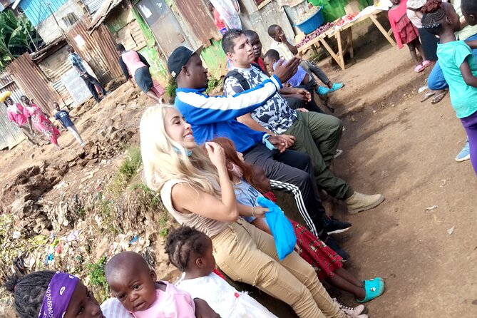 Kibera slum tour with Lucas - Power women shop: HIV/AIDS education you can actually point to