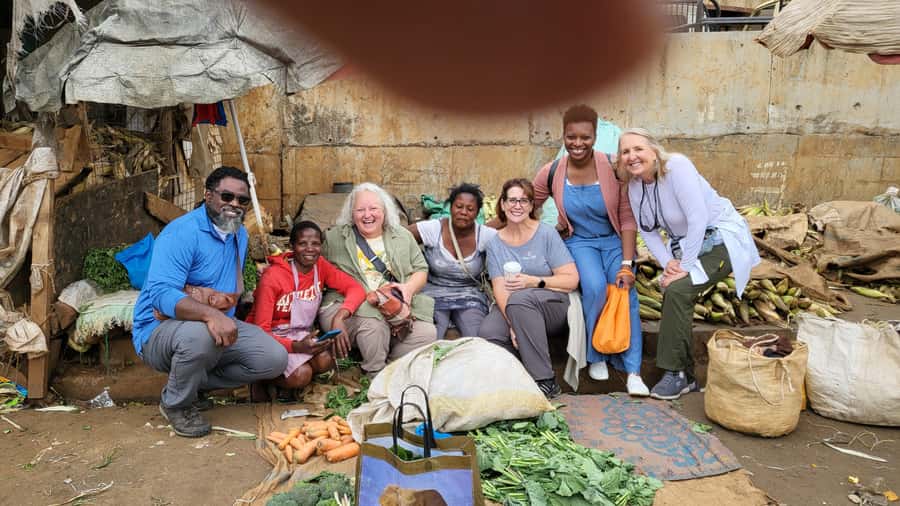 Local Market Tour and Traditional Meal Cooking Class - The market stroll: grocery shopping like a Nairobi local