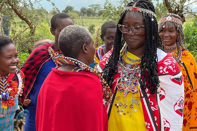 Masai village Cultural afternoon Experience - Cattle market and shopping town: seeing Maasai life beyond the village