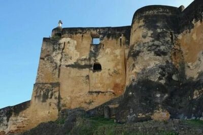 Walking Tour Through Old Town Mombasa and Fort Jesus