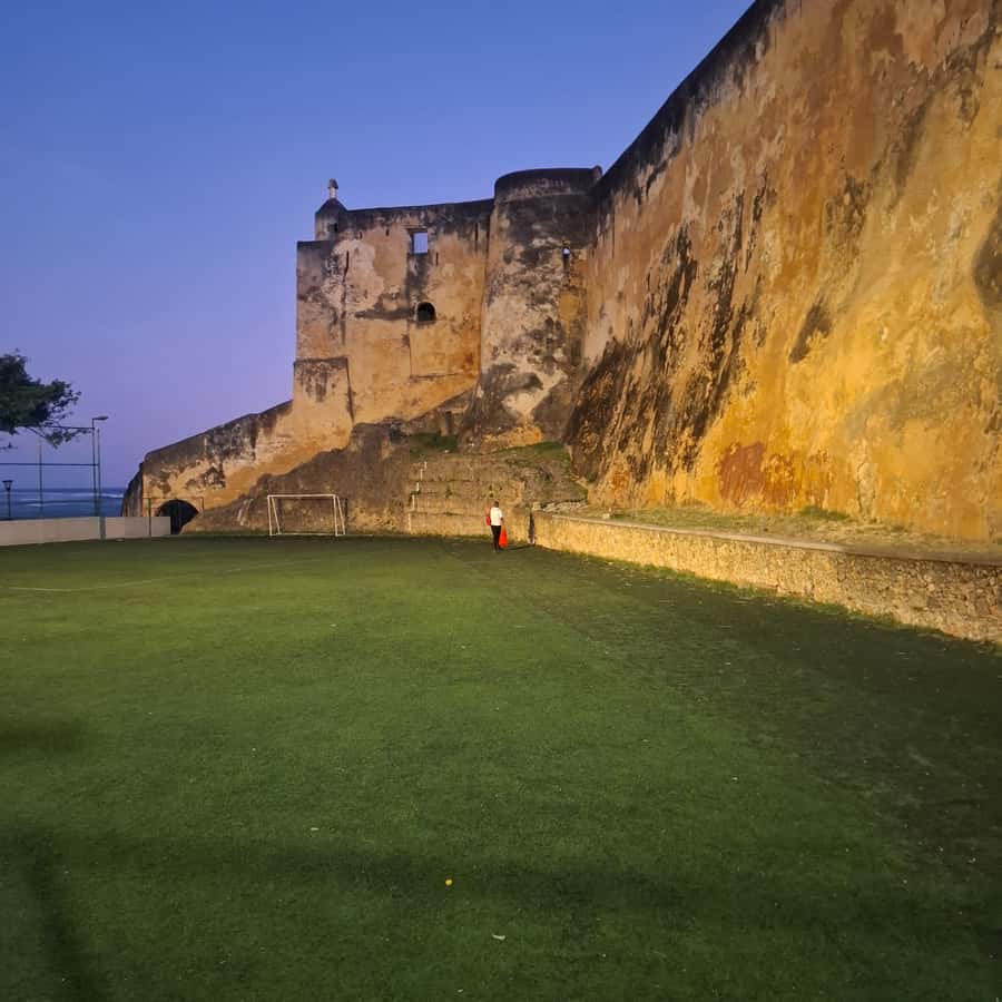 MOMBASA:FortJesus,OldTown,SpiceMarket, Shiva Temple DayTour. - Key highlights if you want the quick picture
