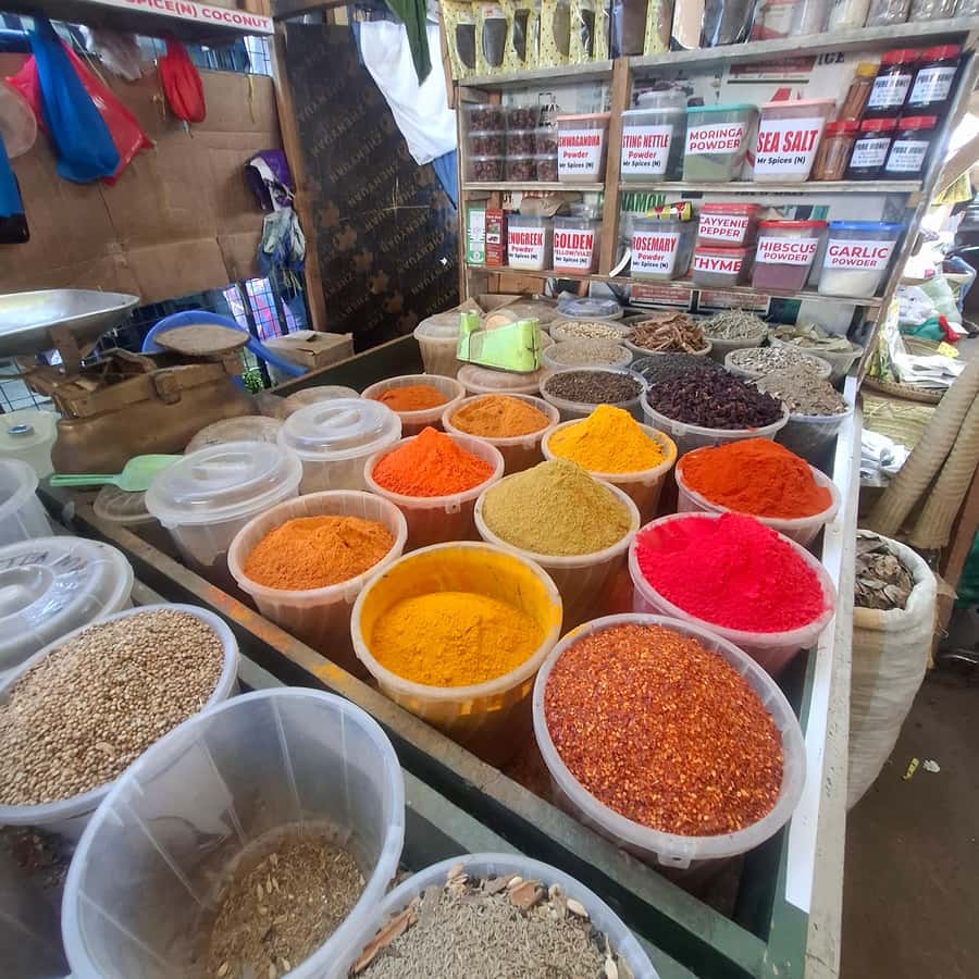 MOMBASA:FortJesus,OldTown,SpiceMarket, Shiva Temple DayTour. - Old Town lanes: where Indian influence and Afro-Arab community life come into focus