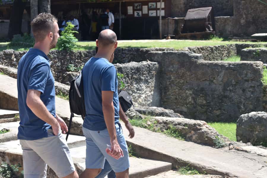 Mombasa Tour by Ghalib - Fort Jesus Museum: one guided hour, not a hurried photo stop