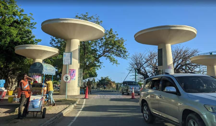 Mombasa: Tusks, Fort Jesus, Old Town, Beach and City Tour - Fort Jesus: Portuguese walls, coastal stories, real sea views
