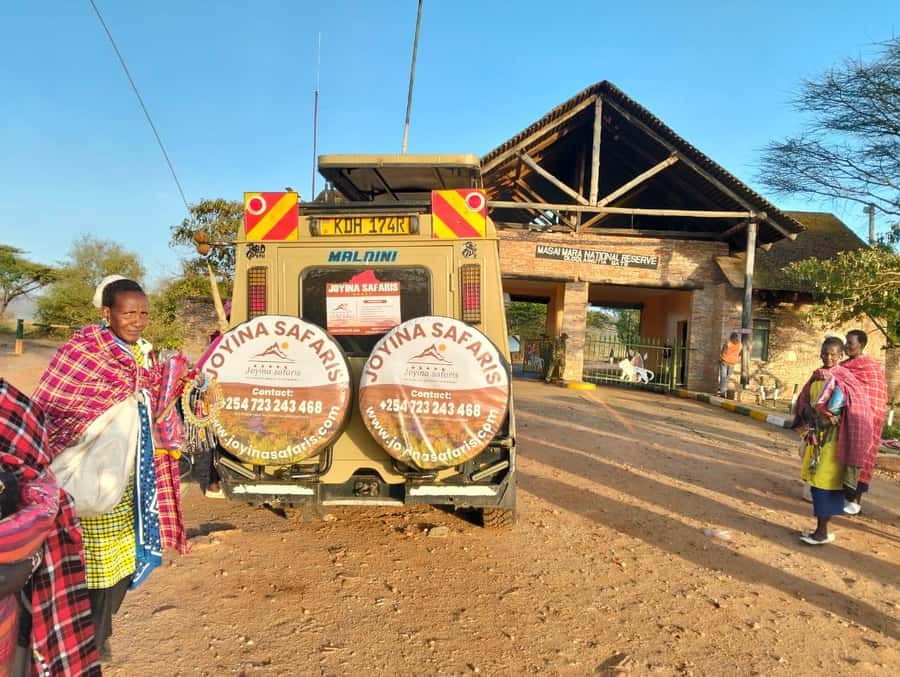 Nairobi: 3-Days 2-Nights Maasai Mara Group Safari in 4x4 - Masai culture visit: what the optional village tour adds on Day 3
