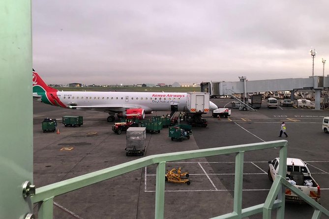 Nairobi: Airport and Hotel Private Transfers. - How the name-sign meet-and-greet works at JKIA