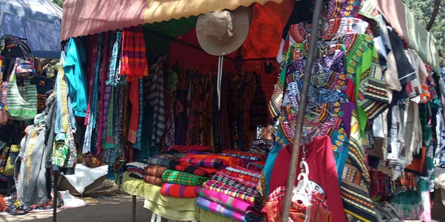 Nairobi: Explore Maasai Market for Unique Souvenirs - Why Maasai Market Shopping Works So Much Better With a Guide