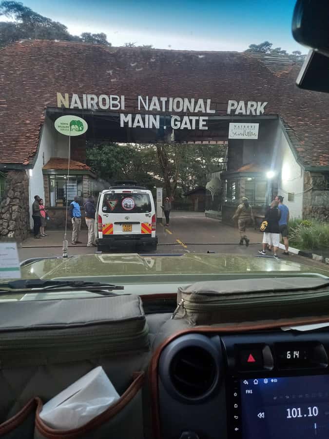 Nairobi: Game drive, elephant Orphanage & giraffe centre. - Key points to know before you go