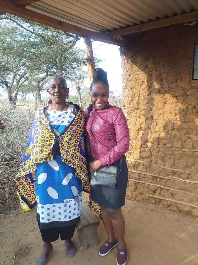 Nairobi: Giraffe Center, Beads Factory & Bomas of Kenya Tour - Price and Tickets: What You Pay, What You Still Need to Budget