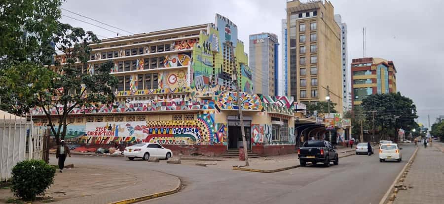 Nairobi: Hidden Gems and Local Secret Guided Walking Tour - A 150-minute Nairobi walk that actually fits your day