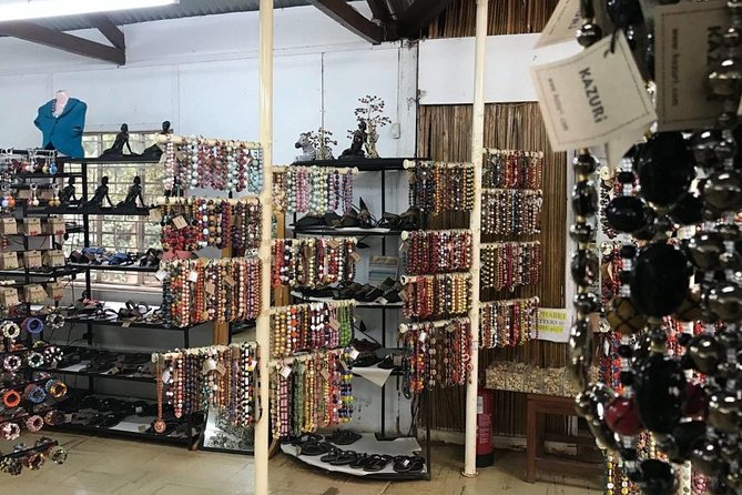 Nairobi Highlights: Karen Blixen, Beads Factory & Giraffe Center Day Tour - Should you book this Nairobi Highlights day tour?