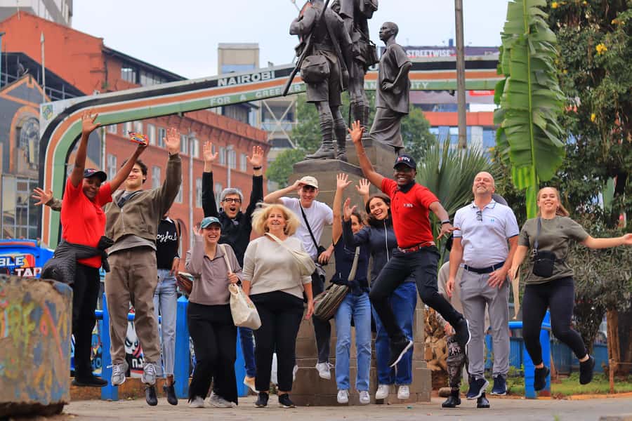 Nairobi: Historic and Modern Highlights Walking Tour - Mama Ngina Street breaks: Baus Optical store stop and Java House coffee time