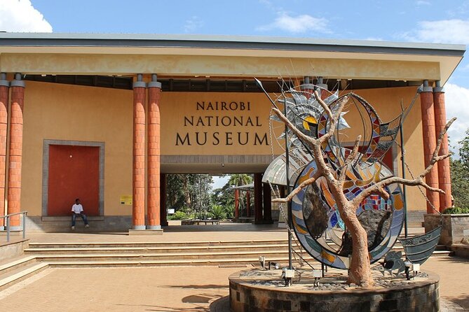 Nairobi Historical Walking City Tour - Jamia Mosque on Banda Street, architecture with dates you can place