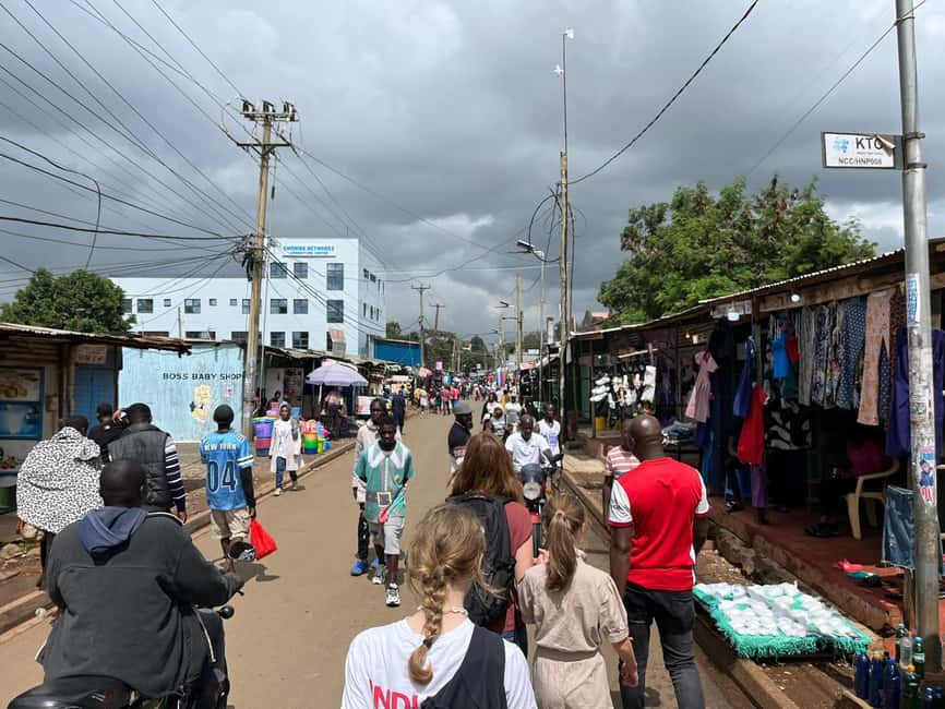 Nairobi: Kibera Slum Tour with Local Social Entrepreneurs - A Local House Visit: Understanding Life in a 4m by 4m Space