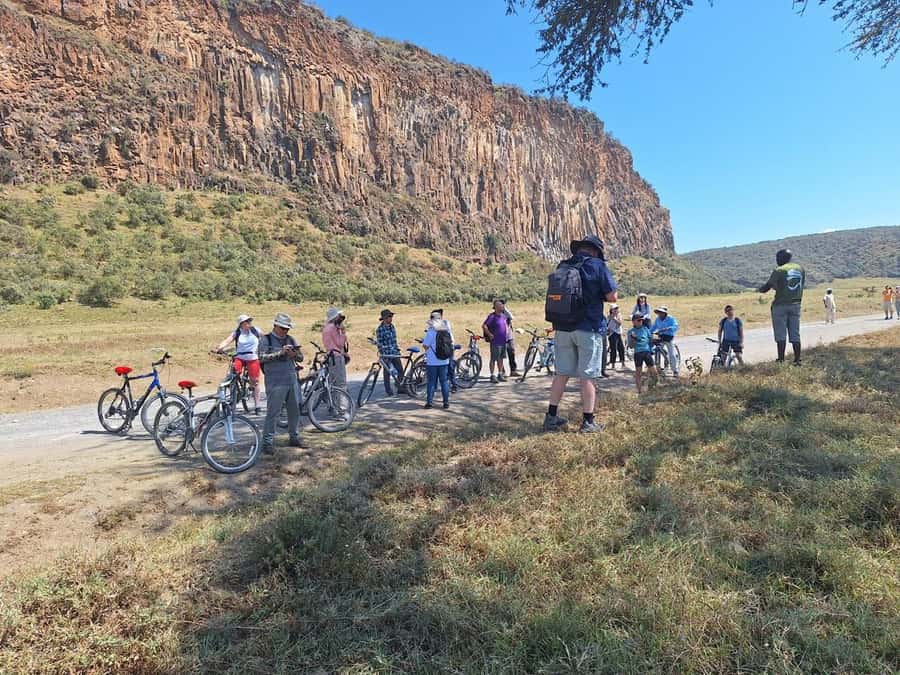 Nairobi: Lake Naivasha & Hell’s Gate National Park Day Trip - Choosing your pace: cycling route vs walking through the gorges