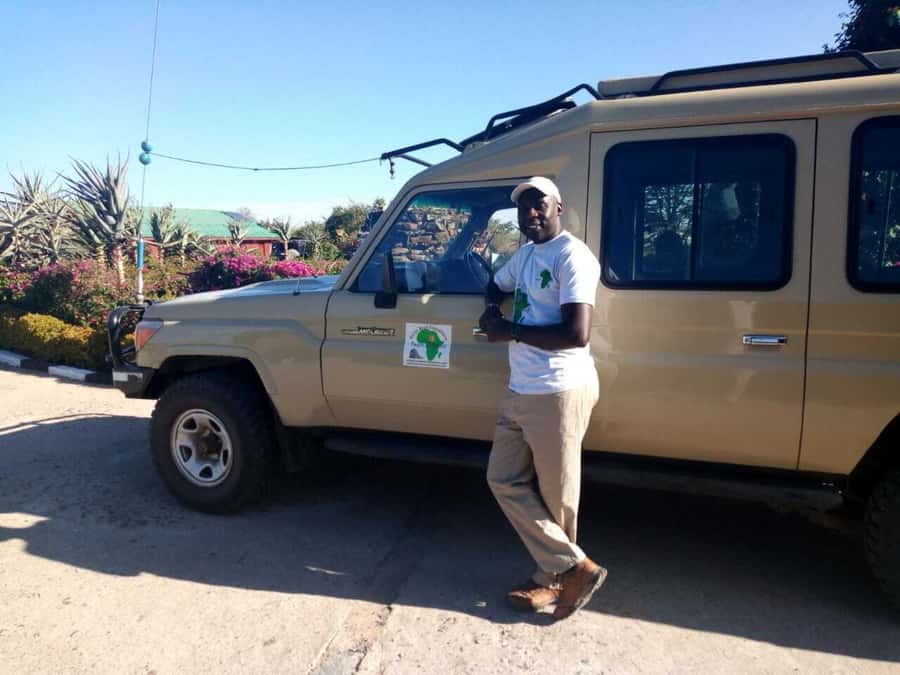 Nairobi National Park, Elephants, Giraffes & Bomas Day Trip - Bomas of Kenya: song and dance by Kenya’s major ethnic groups
