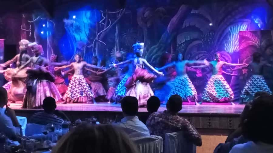 Nairobi: The Safari Cats Show Tickets & Buffet Dinner - The Nyama Choma buffet: meat-forward, come hungry, pace smart