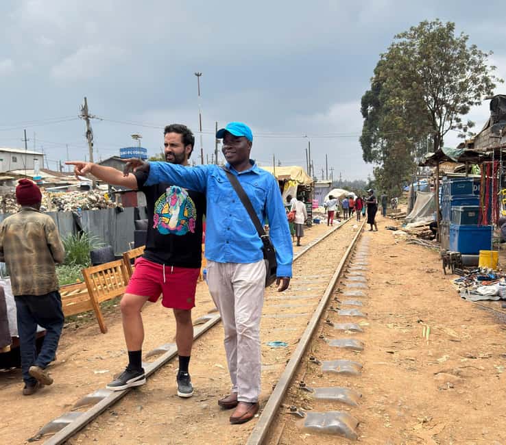 Nairobi: Visit Kibera Slum with a Social Entrepreneur - Stop 1: the office briefing, Wi-Fi included