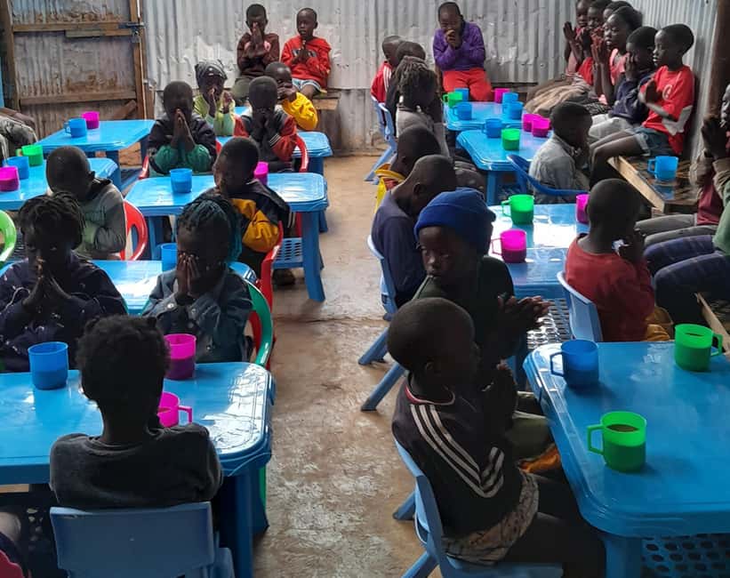 Nairobi: Volunteer at KCOOP Children’s Centre in Kibera Slum - Teaching and play: drawing, storytelling, singing, and tutoring