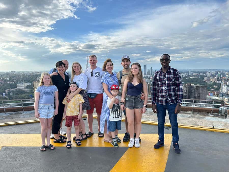Nairobi Walking Tour: Downtown & City Tour - City Market: handicrafts, street life, and a cooking moment that feeds your curiosity