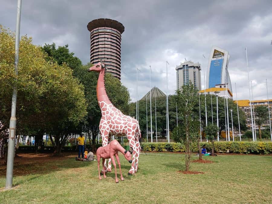 Nairobi Walking Tours, Historic and Modern Highlights - KICC and the Business District: Architecture You Can Actually Walk Up To